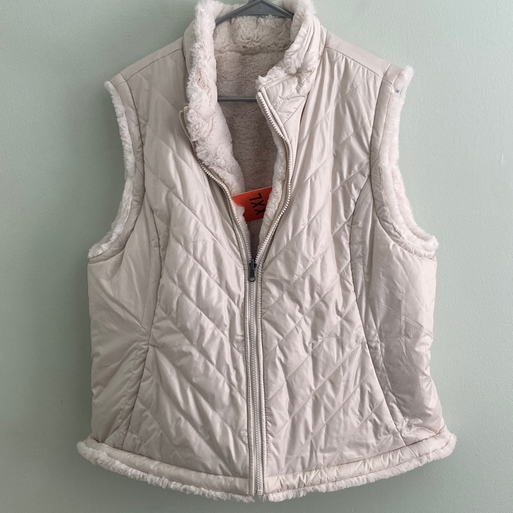 Nicole Miller Cream Reversible Faux Fur Quilted Vest